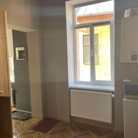 Philharmonie Platz Apartments Чернівці Екстер'єр фото