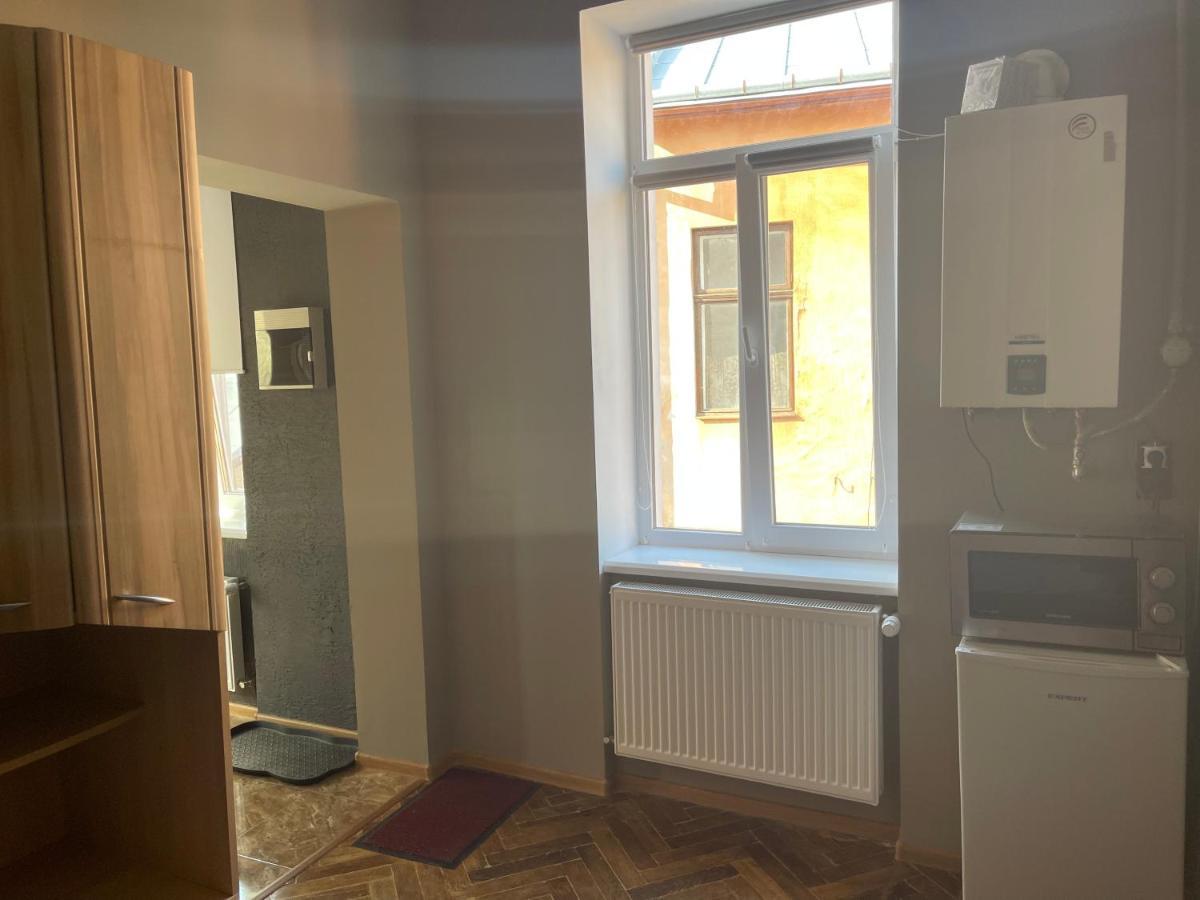 Philharmonie Platz Apartments Чернівці Екстер'єр фото